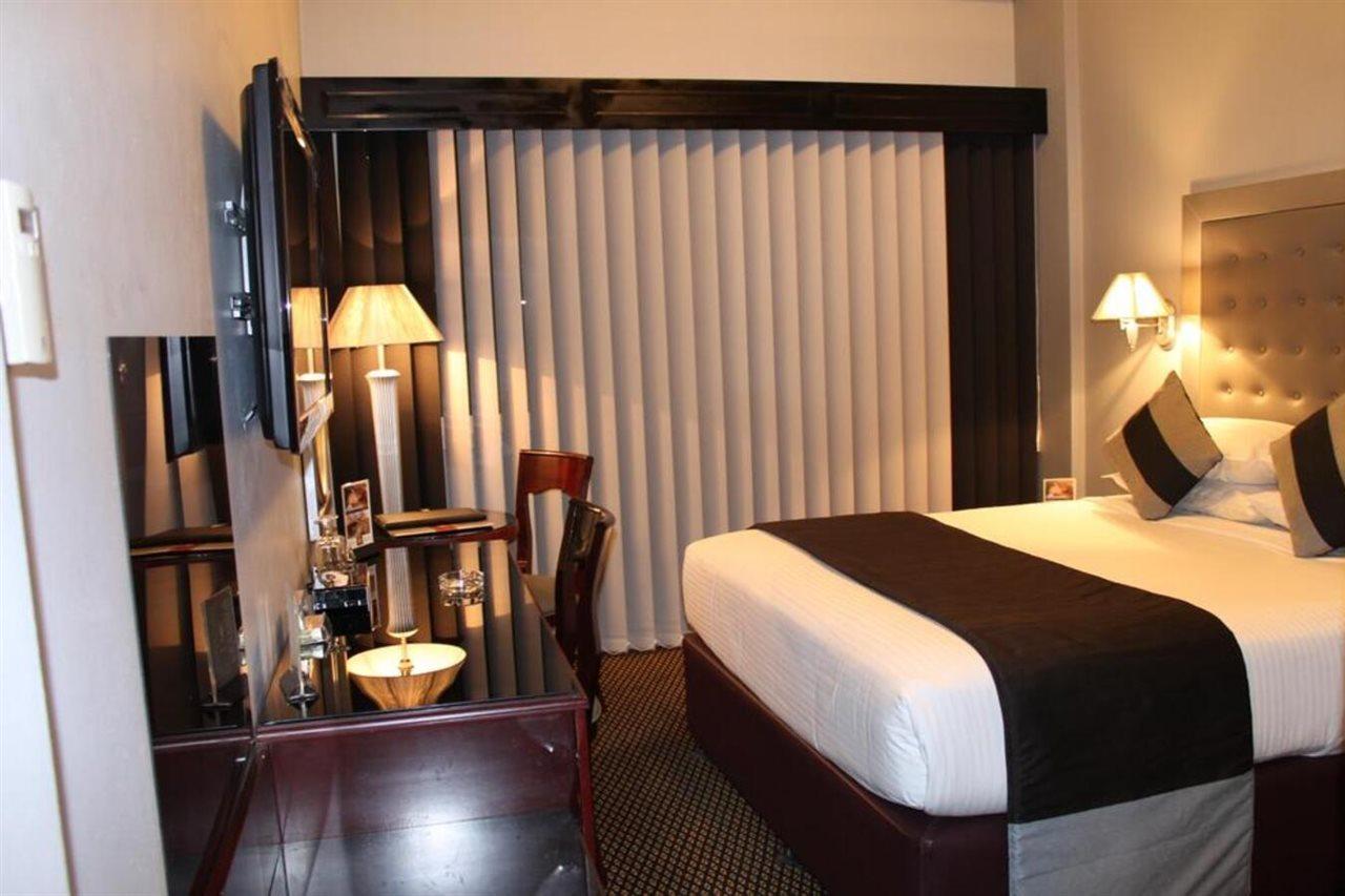 Broadway Hotel Dubai Exterior foto