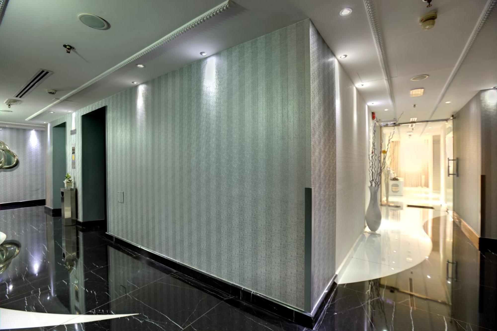 Broadway Hotel Dubai Exterior foto