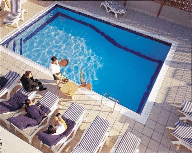 Broadway Hotel Dubai Exterior foto
